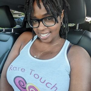 Meet your Posher, Rene